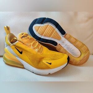 Wmns Air Max 270 'University Gold'